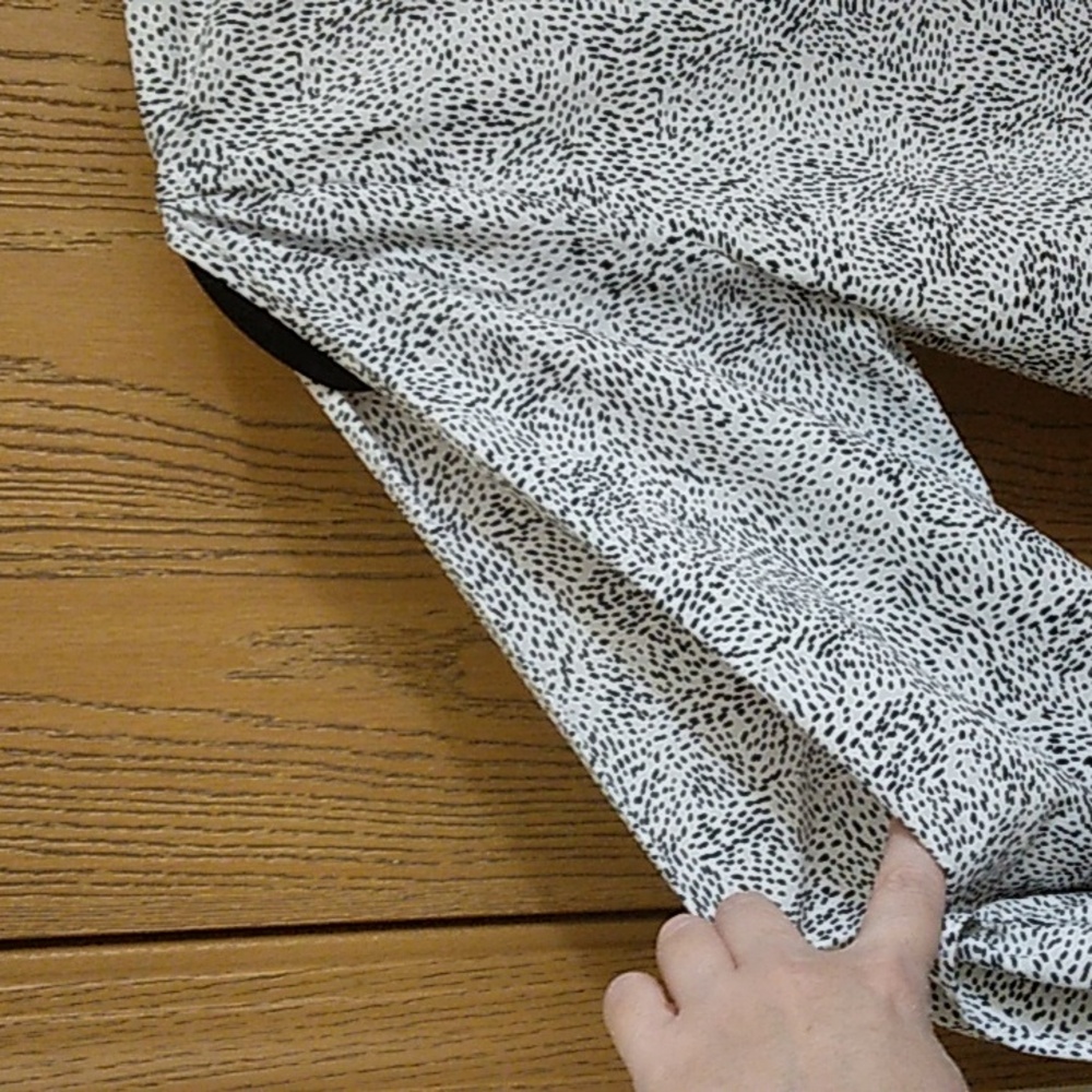 A New Day White and Black Cut Out Ruffle Sleeve Blouse - Picture 4 of 7